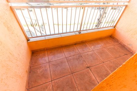 Casa para alugar com 56m², 1 quarto e 1 vaga Casa para alugar com 56m², 1 quarto e 1 vagaVaranda