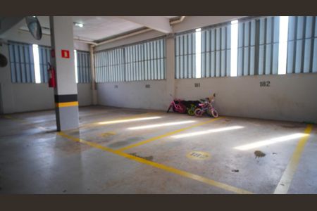 Apartamento à venda com 75m², 3 quartos e 1 vaga Apartamento à venda com 75m², 3 quartos e 1 vagaGaragem