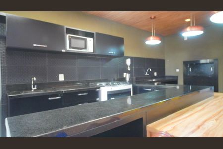 Apartamento à venda com 75m², 3 quartos e 1 vaga Apartamento à venda com 75m², 3 quartos e 1 vagaÁrea comum - Salão de festas