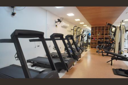 Apartamento à venda com 75m², 3 quartos e 1 vaga Apartamento à venda com 75m², 3 quartos e 1 vagaÁrea comum - Academia
