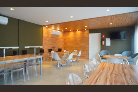 Apartamento à venda com 75m², 3 quartos e 1 vaga Apartamento à venda com 75m², 3 quartos e 1 vagaÁrea comum - Salão de festas