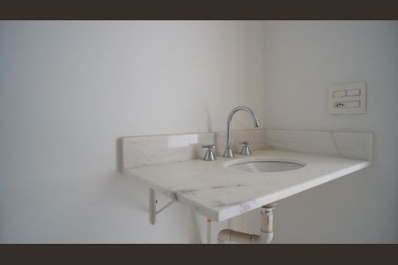 Apartamento à venda com 75m², 3 quartos e 1 vaga Apartamento à venda com 75m², 3 quartos e 1 vagaBanheiro