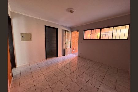Apartamento para alugar com 54m², 2 quartos e 1 vaga Apartamento para alugar com 54m², 2 quartos e 1 vagaSala