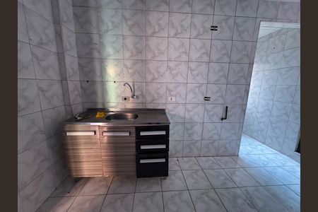Cozinha de apartamento para alugar com 2 quartos, 54m² em Aliança, Osasco