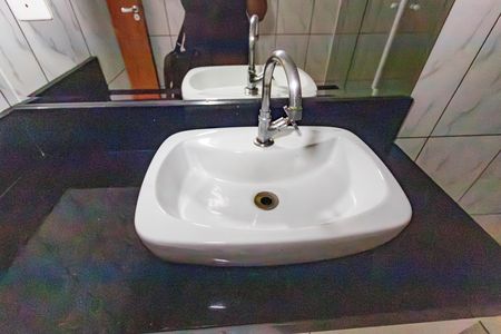 Casa para alugar com 240m², 4 quartos e 2 vagas Casa para alugar com 240m², 4 quartos e 2 vagasBanheiro