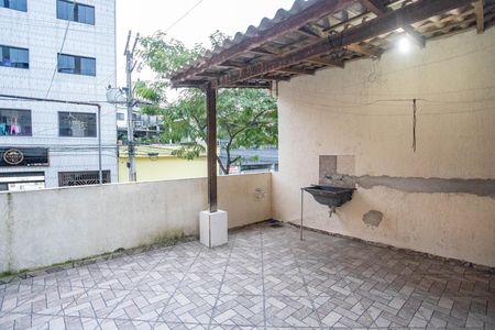 Casa para alugar com 240m², 4 quartos e 2 vagas Casa para alugar com 240m², 4 quartos e 2 vagasÁrea de serviço