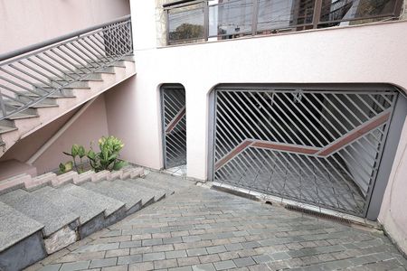 Garagem de casa à venda com 3 quartos, 420m² em Campestre, Santo André