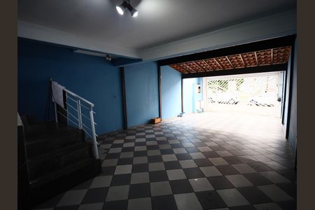 Casa à venda com 156m², 4 quartos e 4 vagasGaragem