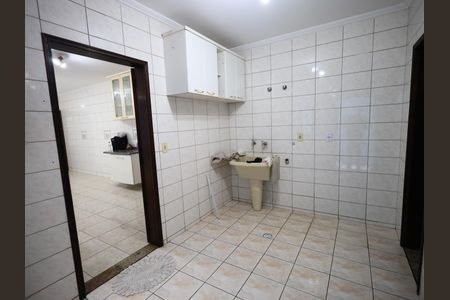 Casa à venda com 156m², 4 quartos e 4 vagasÁrea de Serviço