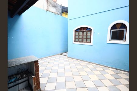 Casa à venda com 156m², 4 quartos e 4 vagasChurrasqueira