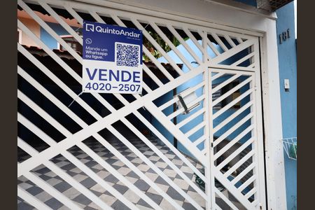 Casa à venda com 156m², 4 quartos e 4 vagasFachada
