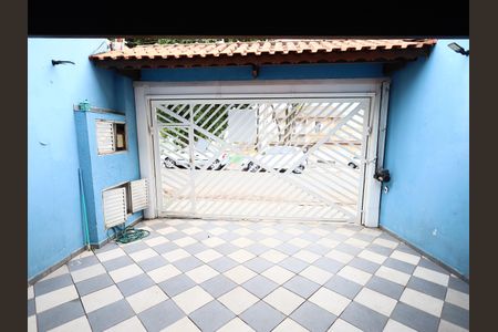 Garagem de casa à venda com 4 quartos, 156m² em Cipava, Osasco