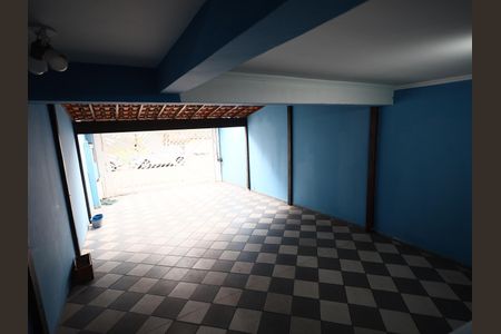Garagem de casa à venda com 4 quartos, 156m² em Cipava, Osasco