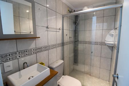 Banheiro de apartamento para alugar com 2 quartos, 65m² em Jardim das Vertentes, São Paulo