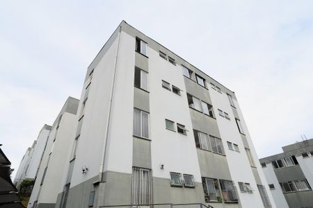 Fachada do bloco de apartamento para alugar com 2 quartos, 54m² em Vila Bom Retiro, Belo Horizonte