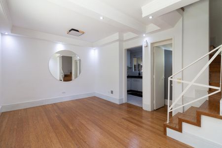 Sala de casa de condomínio à venda com 2 quartos, 86m² em Parque Ipe, São Paulo