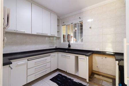 Cozinha de casa de condomínio à venda com 2 quartos, 86m² em Parque Ipe, São Paulo