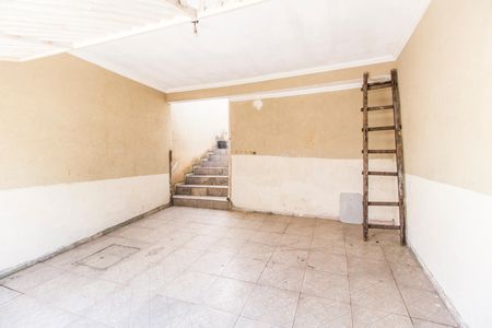 Garagem de casa para alugar com 2 quartos, 126m² em Vila Santo Antonio, Carapicuíba