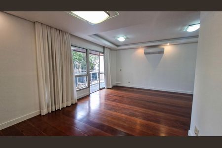Apartamento à venda com 3 quartos, 110m² em Jardim Marajoara, São Paulo