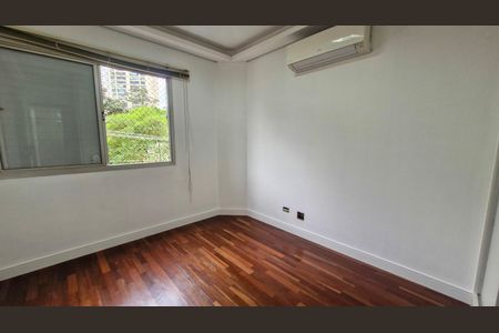Apartamento à venda com 3 quartos, 110m² em Jardim Marajoara, São Paulo