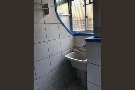 Apartamento à venda com 70m², 2 quartos e sem vaga Apartamento à venda com 70m², 2 quartos e sem vagaBanheiro