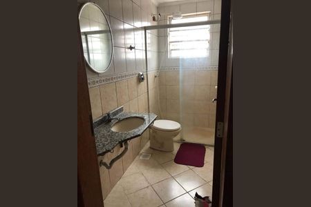 Apartamento à venda com 70m², 2 quartos e sem vaga Apartamento à venda com 70m², 2 quartos e sem vagaBanheiro