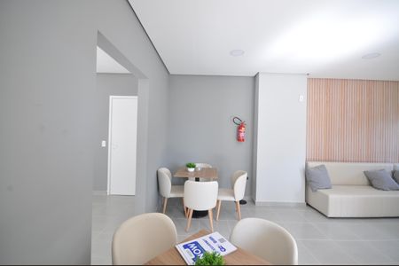Apartamento para alugar com 42m², 2 quartos e 1 vagaÁrea comum - Salão de festas