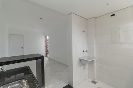 Cozinha e Área de Serviço de apartamento à venda com 2 quartos, 50m² em Rio Branco, Belo Horizonte