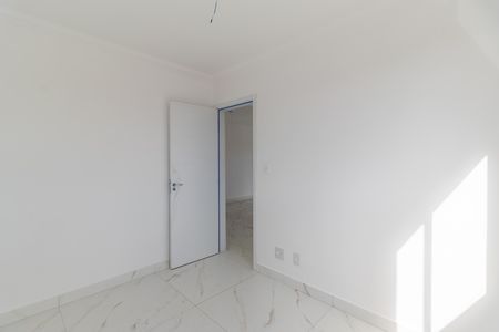Apartamento à venda com 50m², 2 quartos e 2 vagas Apartamento à venda com 50m², 2 quartos e 2 vagasQuarto 2