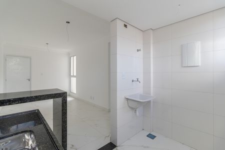 Apartamento à venda com 50m², 2 quartos e 2 vagas Apartamento à venda com 50m², 2 quartos e 2 vagasCozinha e Área de Serviço