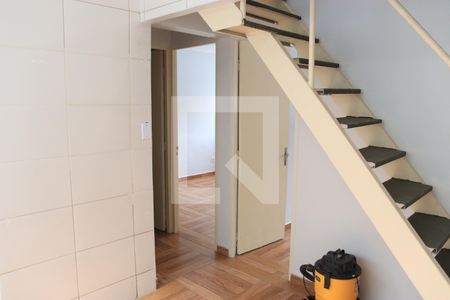 Cozinha e Área de Serviço de apartamento para alugar com 3 quartos, 160m² em Vila São João, Goiânia