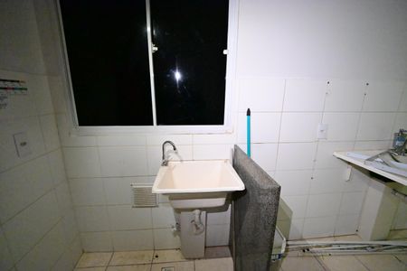 Apartamento para alugar com 2 quartos, 46m² em Condomínio das Esmeraldas, Goiânia