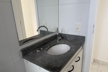 Apartamento para alugar com 65m², 2 quartos e 1 vagaBanheiro