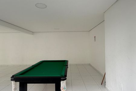 Apartamento para alugar com 65m², 2 quartos e 1 vagaÁrea comum - Salão de jogos
