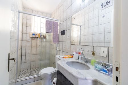 Apartamento à venda com 48m², 3 quartos e sem vaga Apartamento à venda com 48m², 3 quartos e sem vagaBanheiro 2