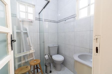 Apartamento à venda com 48m², 3 quartos e sem vaga Apartamento à venda com 48m², 3 quartos e sem vagaBanheiro