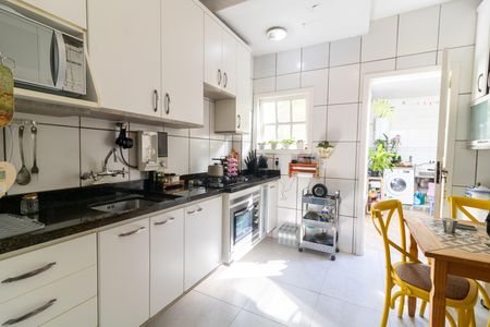 Apartamento à venda com 48m², 3 quartos e sem vaga Apartamento à venda com 48m², 3 quartos e sem vagaCozinha