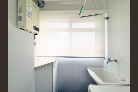 Apartamento à venda com 70m², 3 quartos e 1 vagaÁrea de Serviço