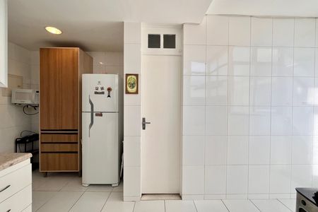 Cozinha  de apartamento para alugar com 3 quartos, 105m² em Copacabana, Rio de Janeiro