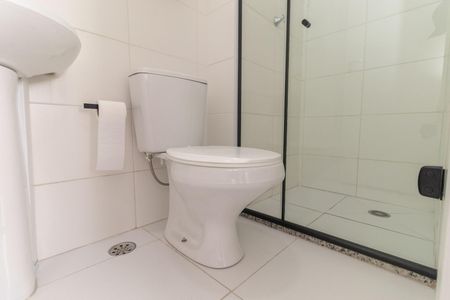 Apartamento para alugar com 32m², 2 quartos e sem vaga Apartamento para alugar com 32m², 2 quartos e sem vagaBanheiro