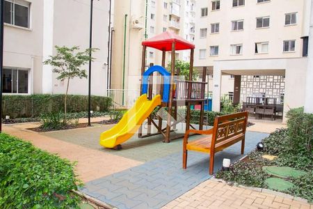 Apartamento para alugar com 32m², 2 quartos e sem vaga Apartamento para alugar com 32m², 2 quartos e sem vagaÁrea comum - Playground