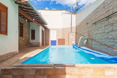 Casa para alugar com 210m², 4 quartos e 2 vagas Casa para alugar com 210m², 4 quartos e 2 vagasÁrea comum