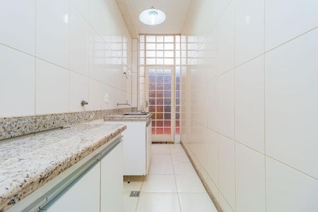 Cozinha de casa à venda com 4 quartos, 210m² em Itapoã, Belo Horizonte