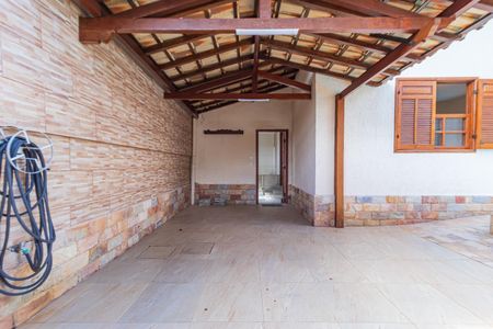 Casa para alugar com 210m², 4 quartos e 2 vagas Casa para alugar com 210m², 4 quartos e 2 vagasÁrea comum