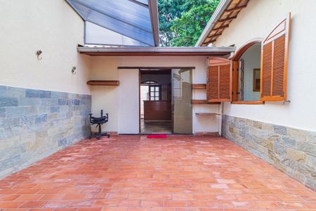 Casa para alugar com 210m², 4 quartos e 2 vagas Casa para alugar com 210m², 4 quartos e 2 vagasÁrea comum
