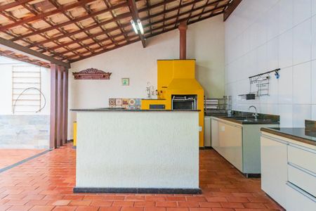 Casa para alugar com 210m², 4 quartos e 2 vagas Casa para alugar com 210m², 4 quartos e 2 vagasÁrea comum