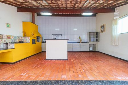 Casa para alugar com 210m², 4 quartos e 2 vagas Casa para alugar com 210m², 4 quartos e 2 vagasÁrea comum