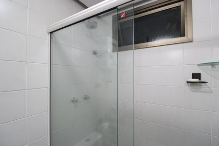 Banheiro social de apartamento à venda com 2 quartos, 69m² em Pechincha, Rio de Janeiro