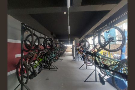 Apartamento à venda com 48m², 2 quartos e 1 vaga Apartamento à venda com 48m², 2 quartos e 1 vagaÁrea comum - Bicicletário