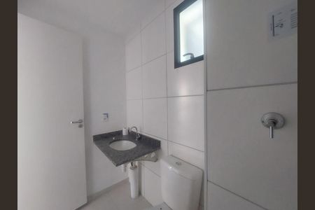 Apartamento à venda com 48m², 2 quartos e 1 vaga Apartamento à venda com 48m², 2 quartos e 1 vagaBanheiro Social